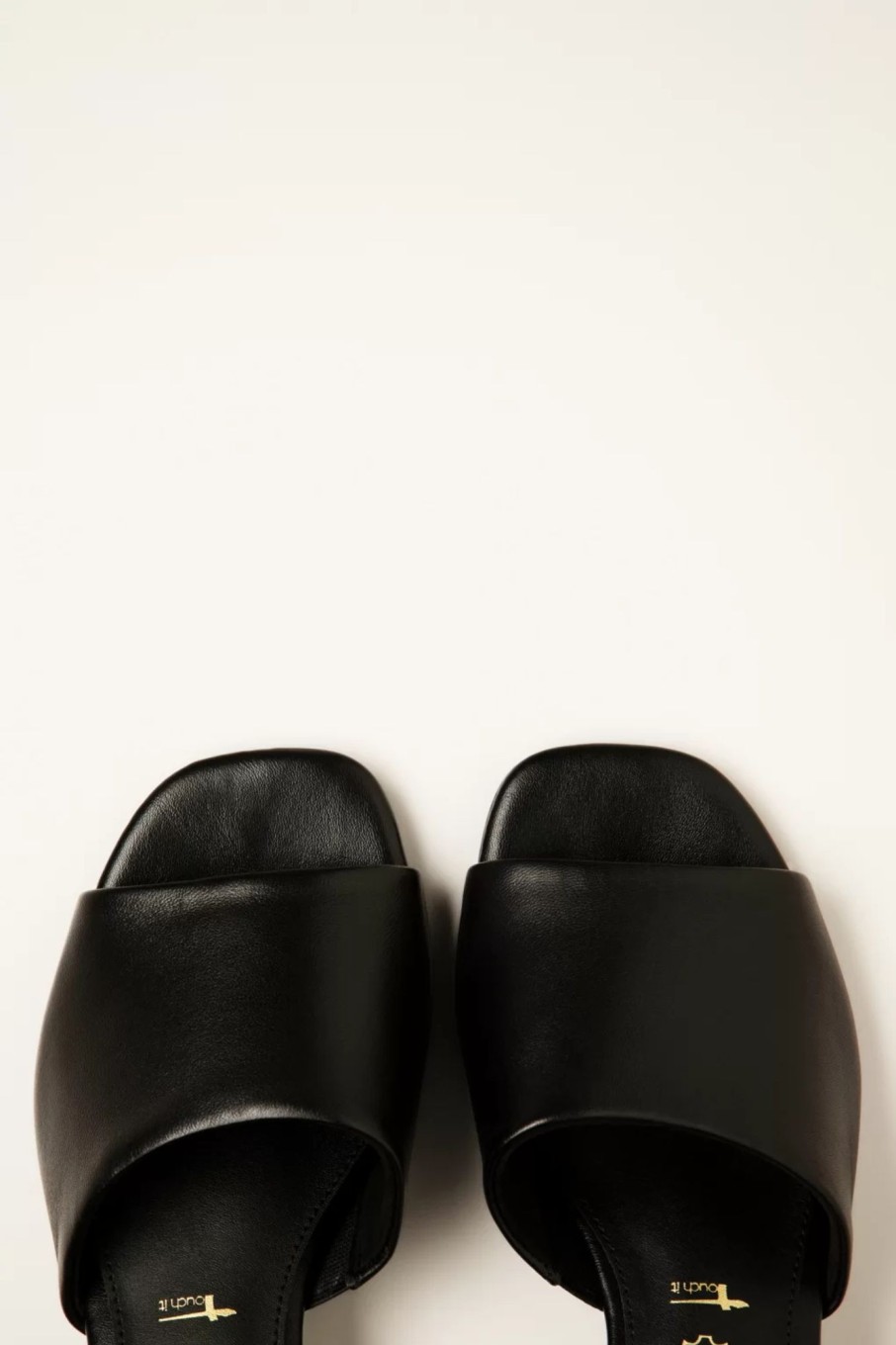 Tamaris Sandalen | Josie Leder Slip On Mules In Schwarz