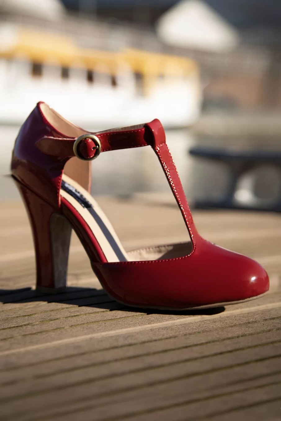 Lola Ramona u2665 Topvintage Pumps | June Muhelos Elegante Lackpumps In Feurigem Rot