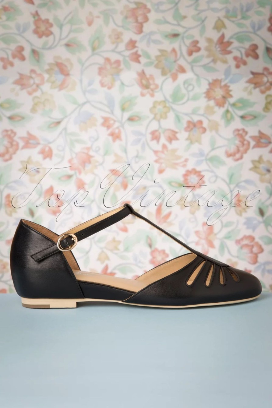 Charlie Stone Ballerinas | Singapur T-Strap Flats In Schwarz