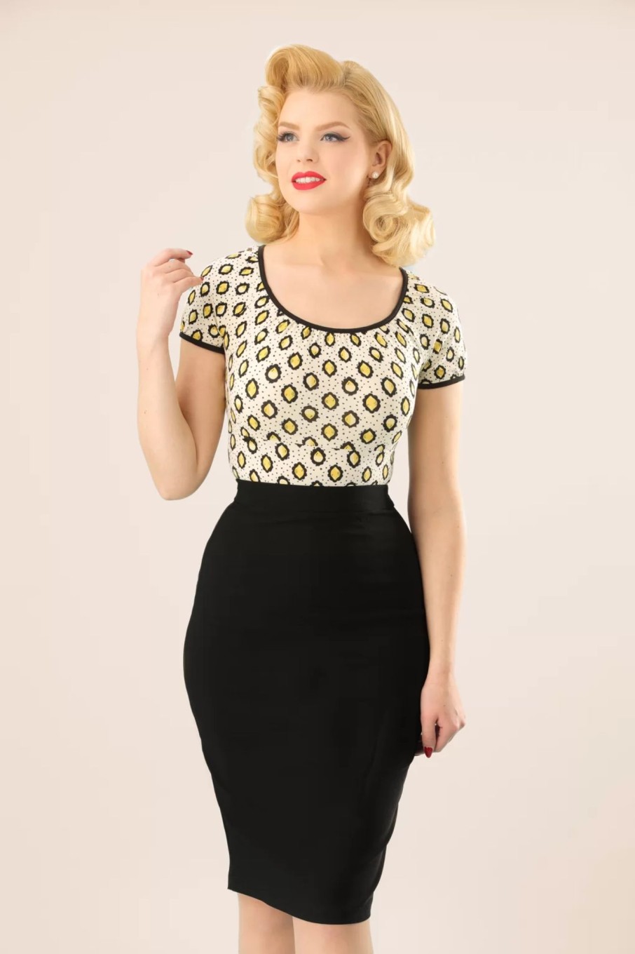 Collectif Clothing Rocke | Polly Bengaline Rock In Schwarz