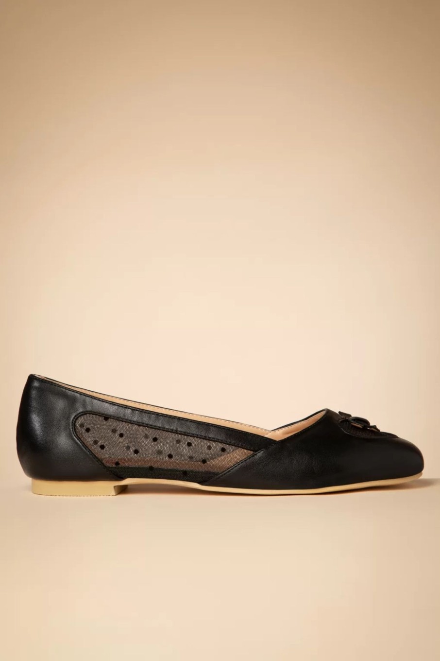 Banned Retro Ballerinas | Elegante Spots-Flats In Schwarz