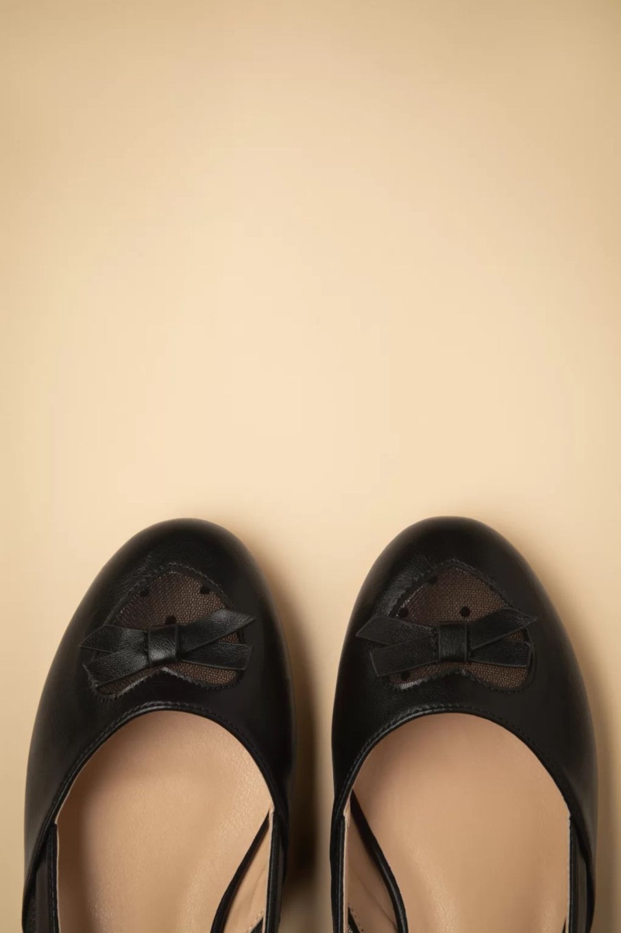 Banned Retro Ballerinas | Elegante Spots-Flats In Schwarz