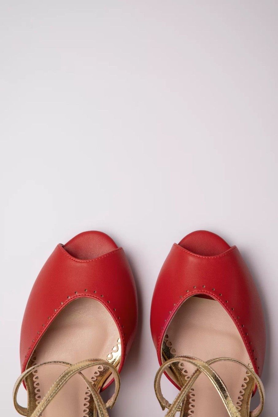 Banned Retro Pumps | Sassy Dance Peeptoe Pumps In Rot