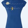 Vixen Tops | Swimming Fish Short Sleeve Pullover In Blau