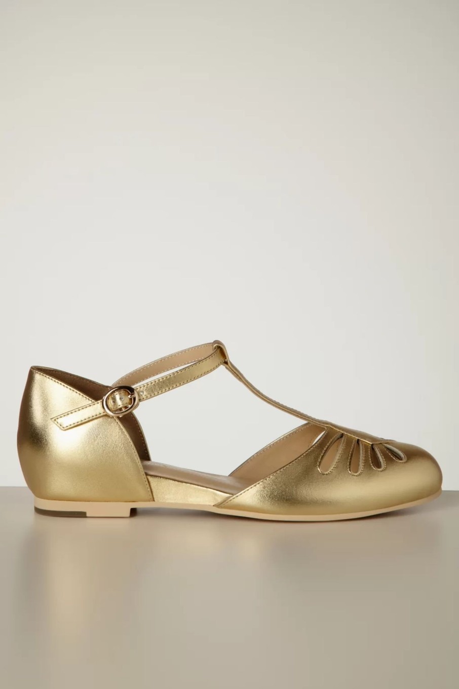 Charlie Stone Ballerinas | Singapore T-Riemen Flats In Gold