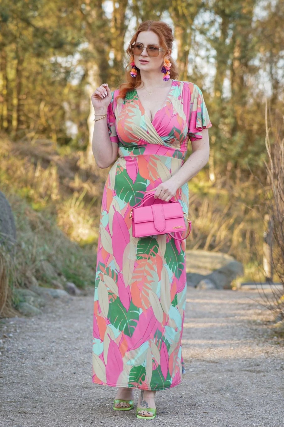 Vintage Chic for Topvintage Plus Sizes Kleider | Laurie Maxikleid Mit Mehreren Pastellfarbenen Blattern