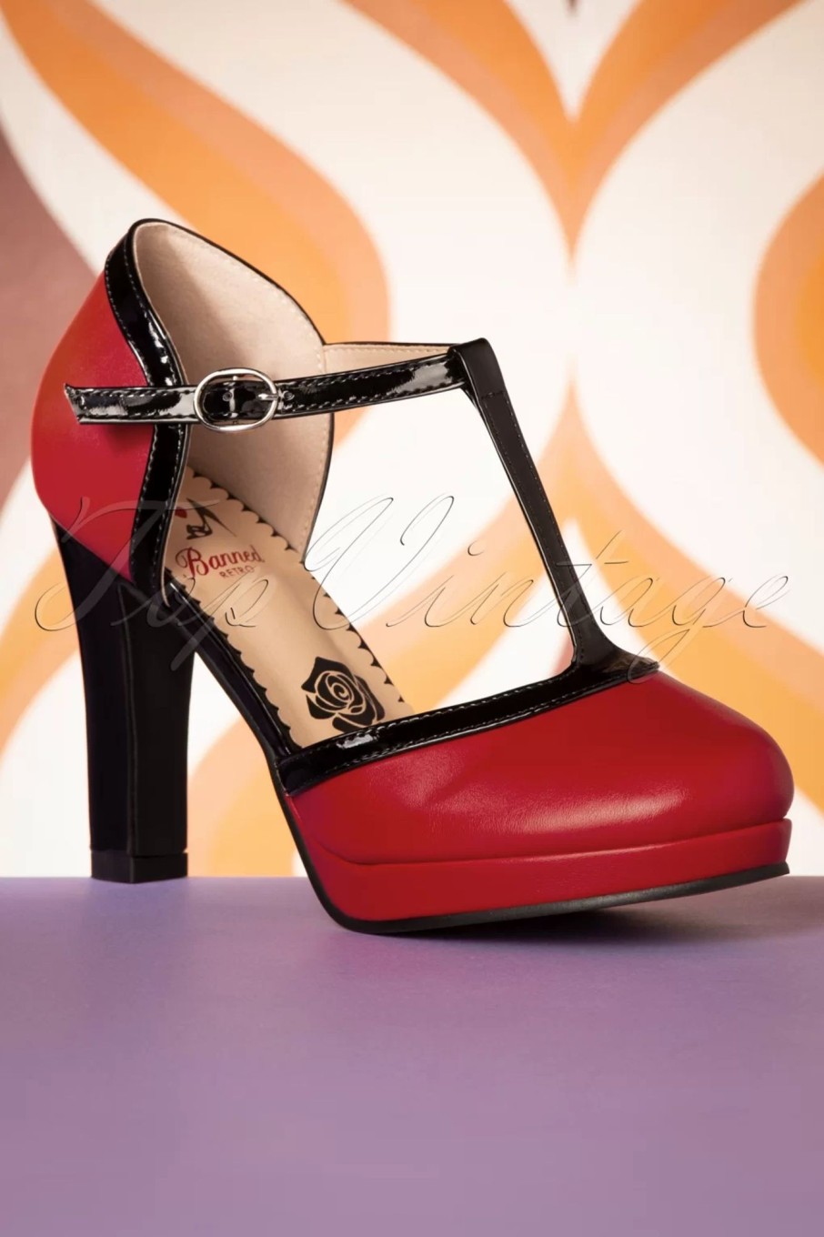 Banned Retro Pumps | Country Rose Heels In Rot